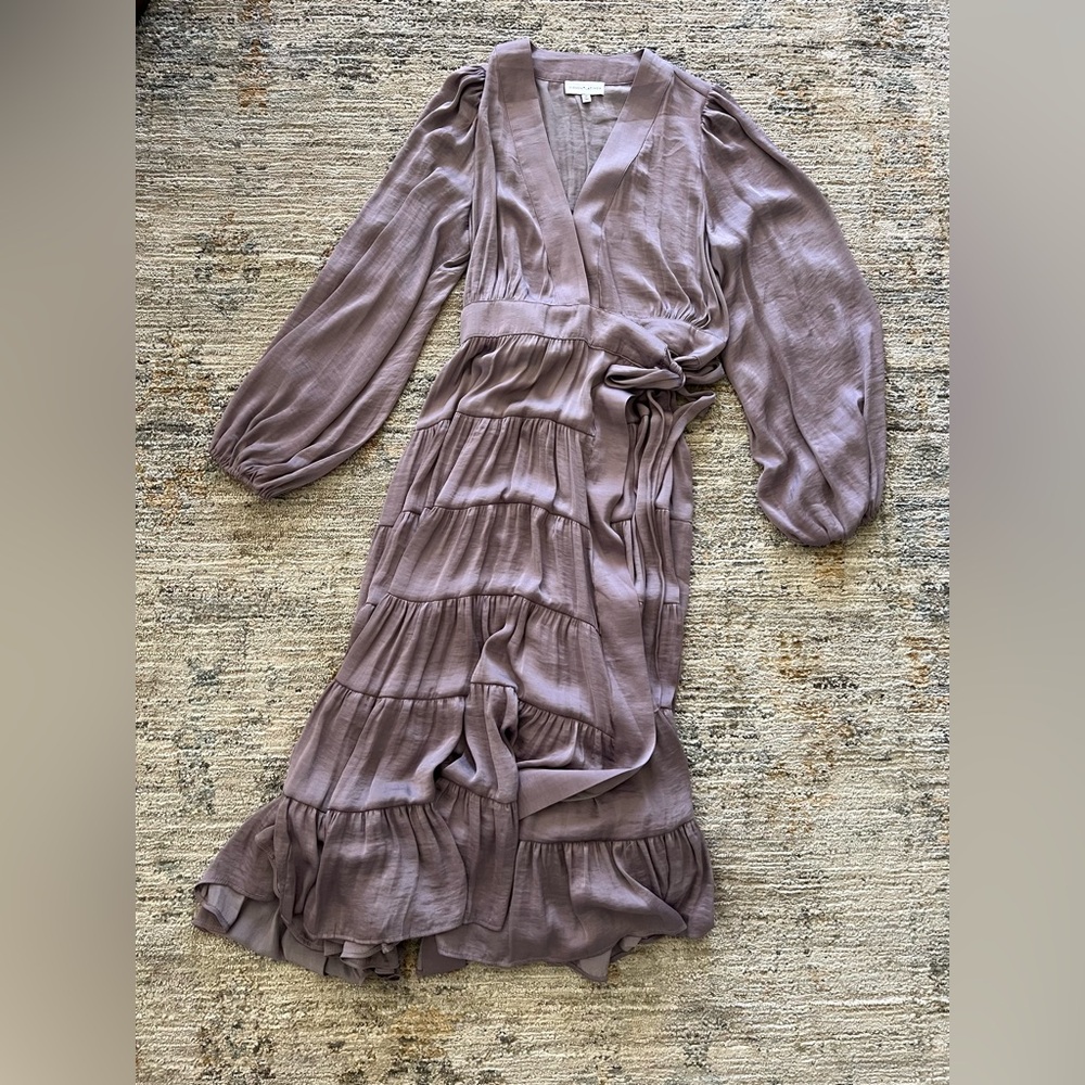 Gibson Latimer midi silk like wrap dress